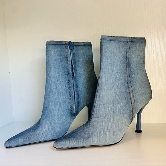 Steve Madden Stylish Blue Denim Women's Boots G - Picture 6 of 7